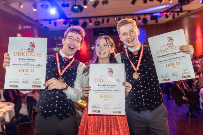 juniorSkills Austria Tourismus 2025 Person kocht in einer Restaurant-Küche