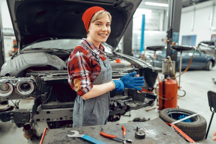 Staatsmeisterschaften KFZ- und Karosseriebautechnik 2026 Siegerinnen Staatsmeisterschaften KFZ- und Karosseriebautechnik 2026