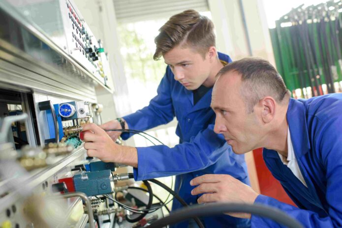 LWB Elektrotechnik Sieger Landeslehrlingswettbewerb Elektrotechnik 2026