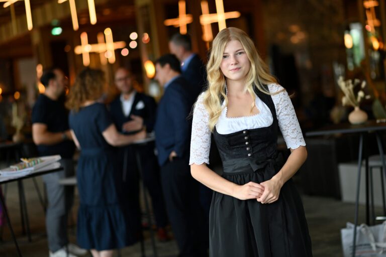 Bettina Veratschnig Bettina Veratschnig