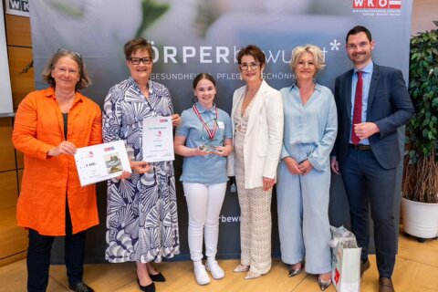 juniorSkills Austria – Fußpflege, Kosmetik und Massage juniorSkills Austria – Fußpflege, Kosmetik und Massage